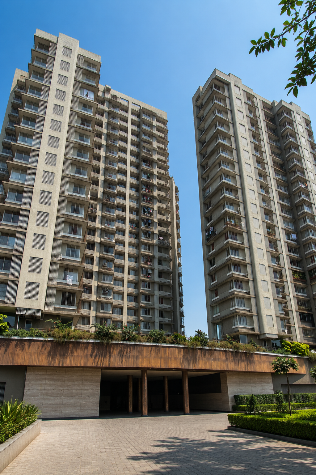 Twin Sharing Room Available in 2BHK Apartment, Malad East